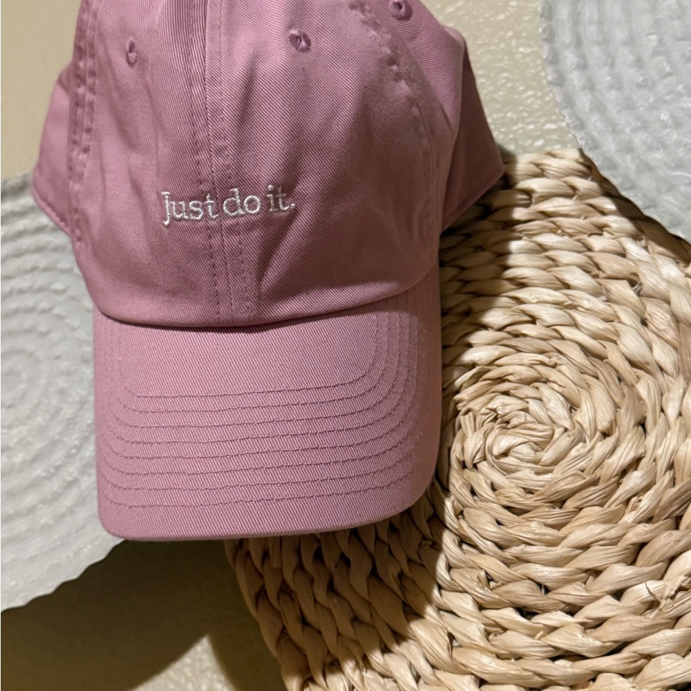 Nike Light Pink Cap with Embroidery
